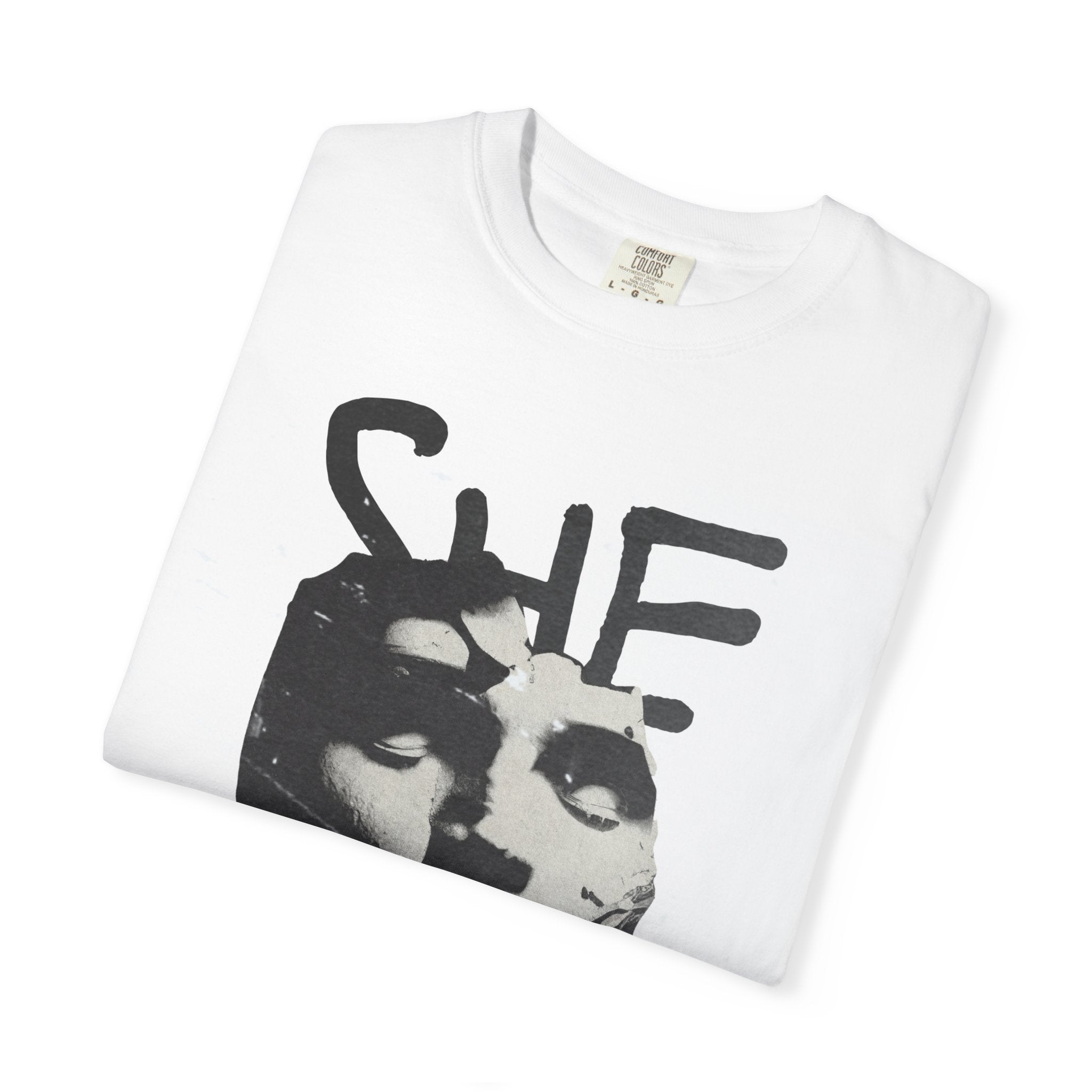 She Art Tee