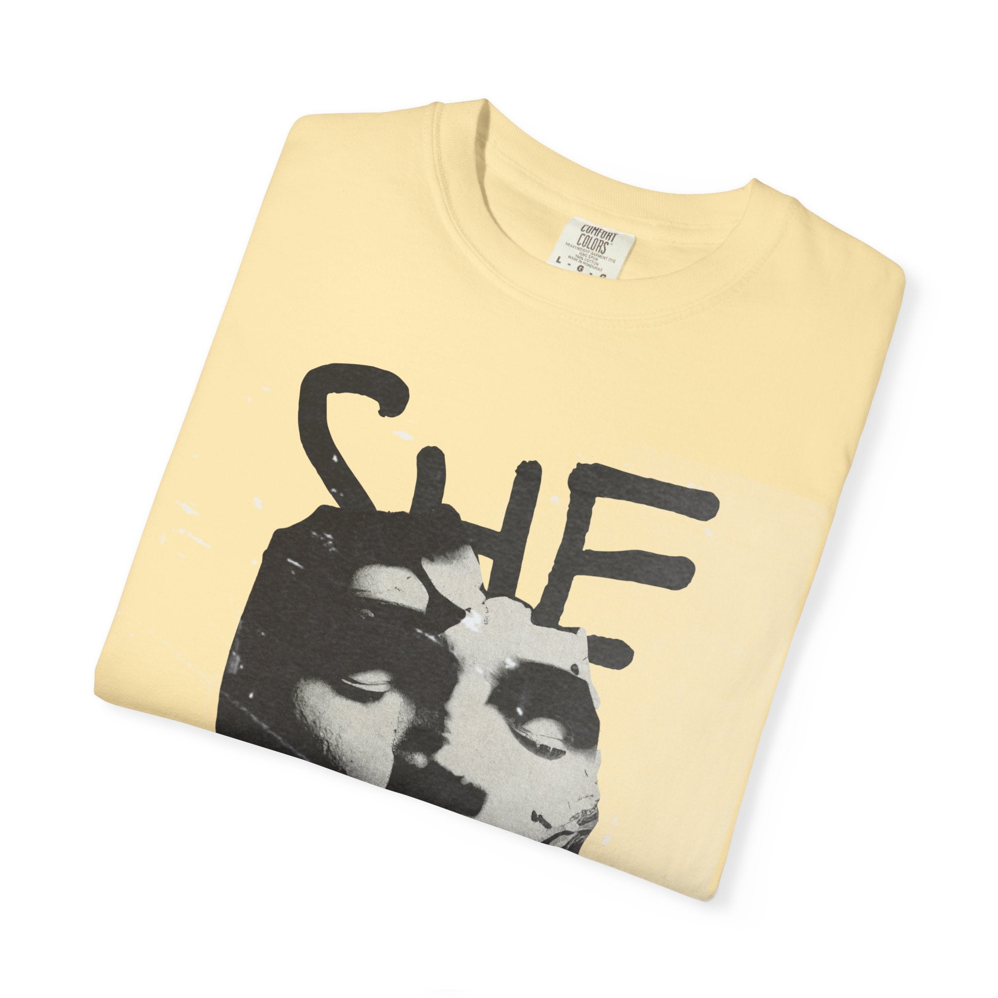 She Art Tee